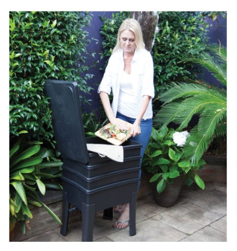 Worm Farm Kit Tui 3 Tier image 4